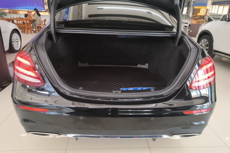 Used Mercedes-Benz E-Class 2017 E 300 L Sporty and Stylish Model Trunk