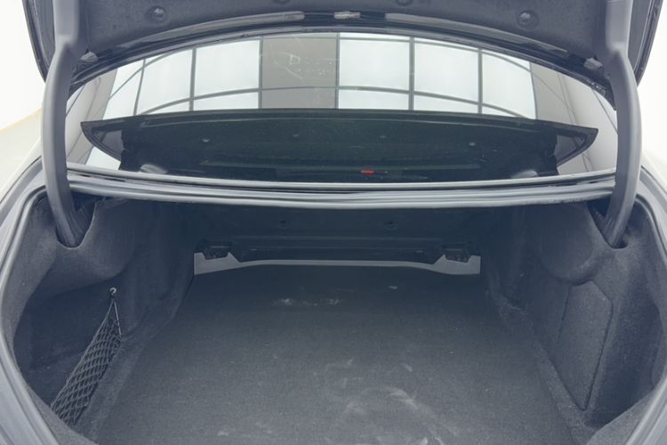 Used Mercedes-Benz E-Class 2017 E 320 L Sport 4MATIC Trunk