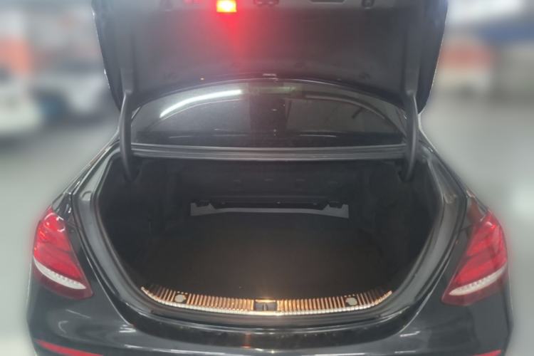 Used Mercedes-Benz E-Class 2017 E 300 L Sporty and Stylish Model Trunk