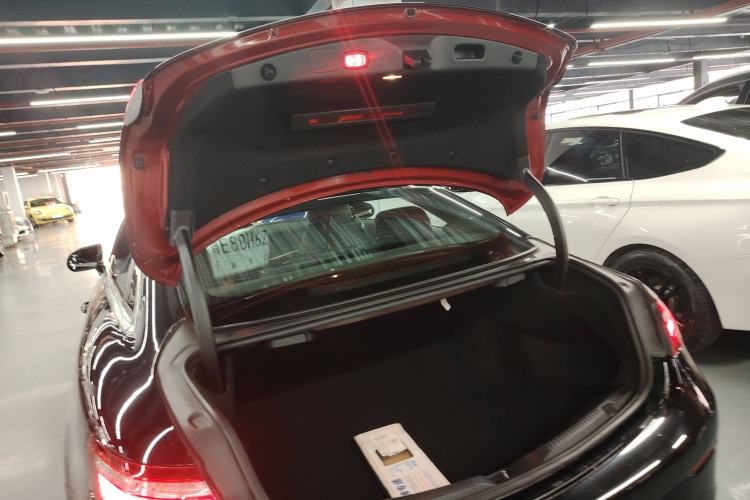 Used Mercedes-Benz E-Class 2017 E 200 Coupe Trunk