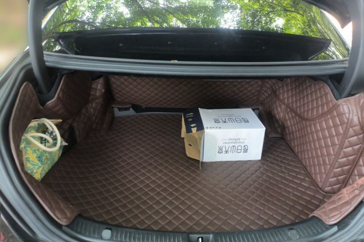 Used Mercedes-Benz E-Class 2017 E 300 L Luxury Model Trunk