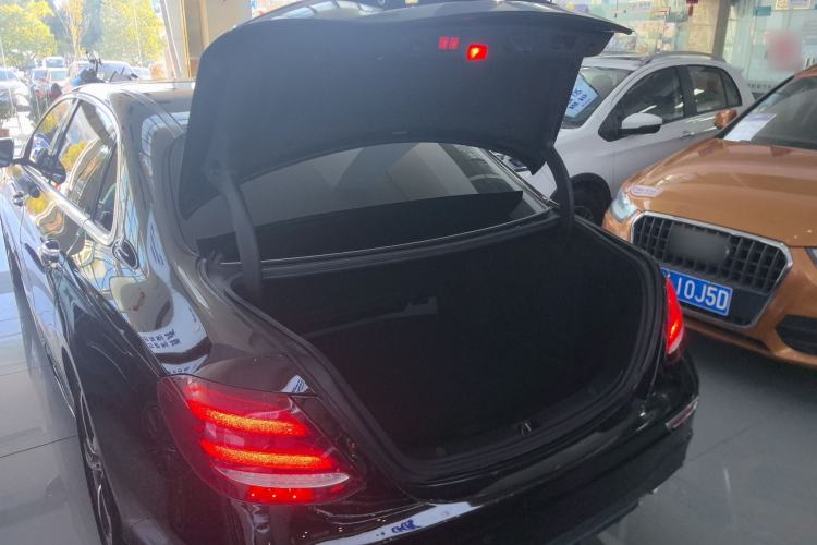 Used Mercedes-Benz E-Class 2017 E 300 L Sporty and Stylish Model Trunk