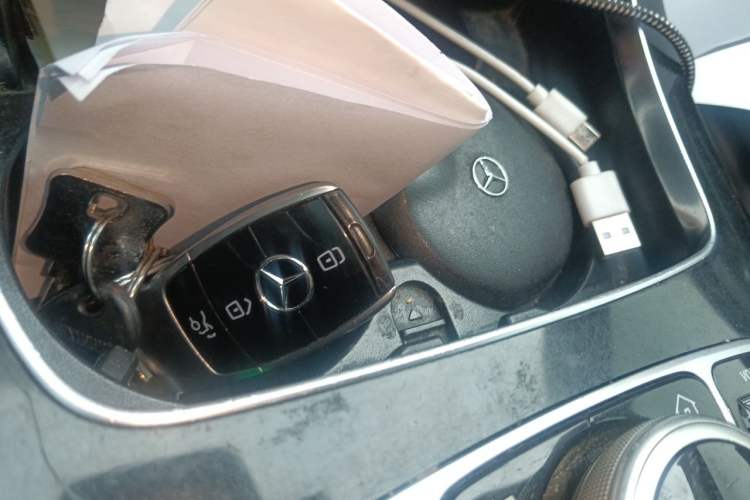 Used Mercedes-Benz E-Class 2017 E 200 L 4MATIC Vehicle Key