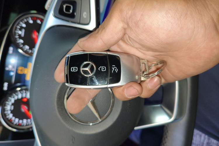 Used Mercedes-Benz E-Class 2017 E 200 Sport 4MATIC Vehicle Key