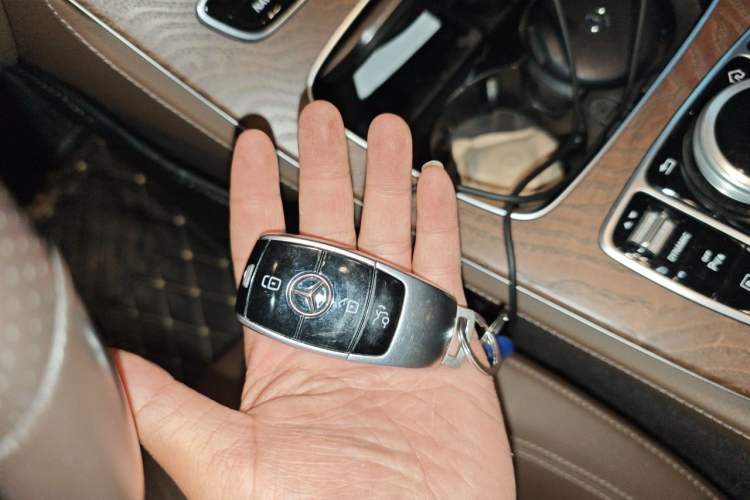 Used Mercedes-Benz E-Class 2017 E 300 L Luxury Model Vehicle Key