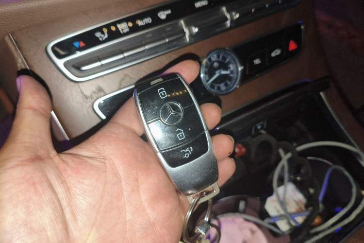 Used Mercedes-Benz E-Class 2017 E 300 L Luxury Model Vehicle Key