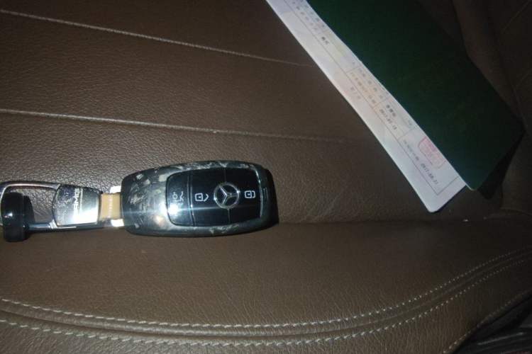 Used Mercedes-Benz E-Class 2017 E 320 L 4MATIC Vehicle Key