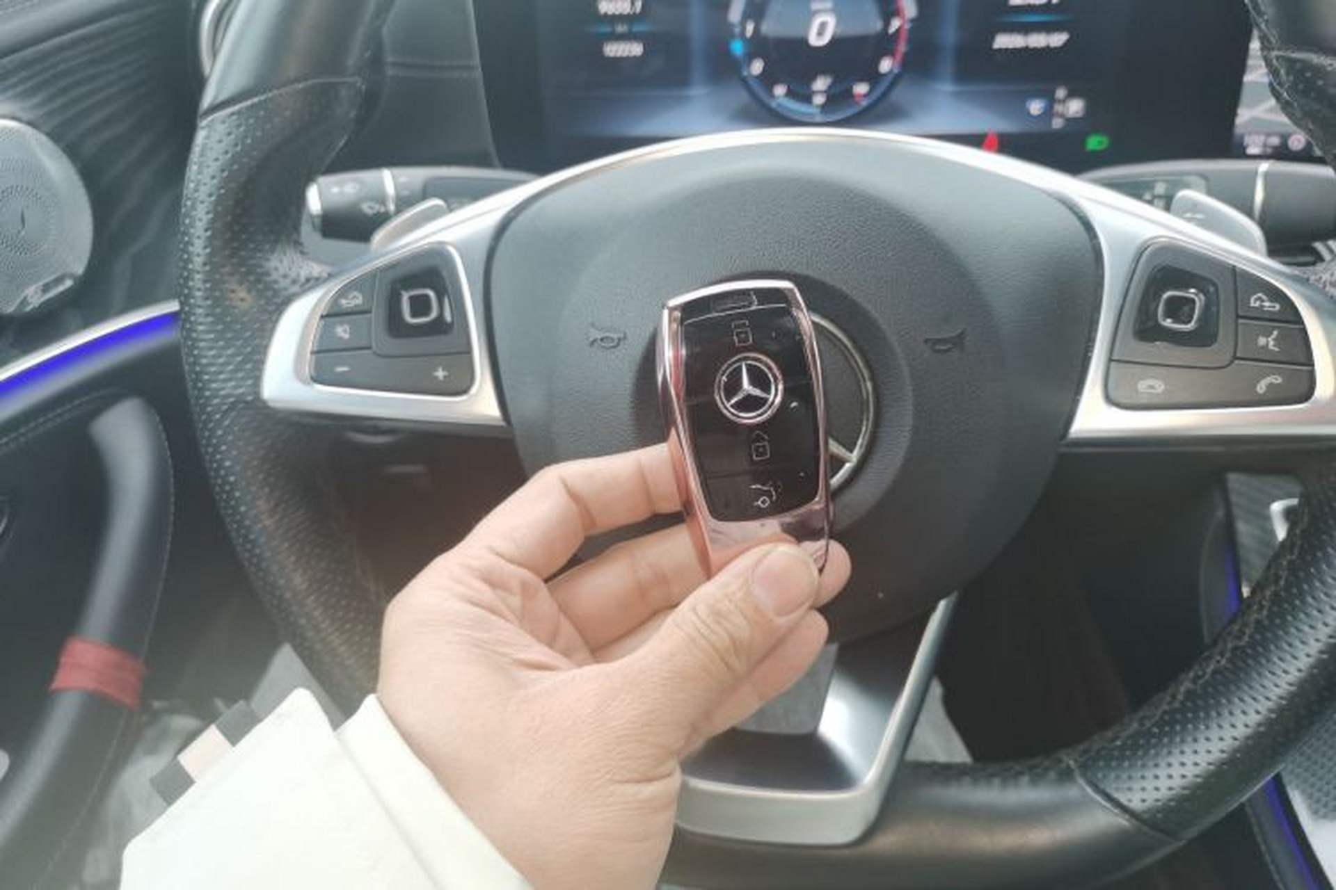 Used Mercedes-Benz E-Class 2017 E 200 L Sport 4MATIC Vehicle Key