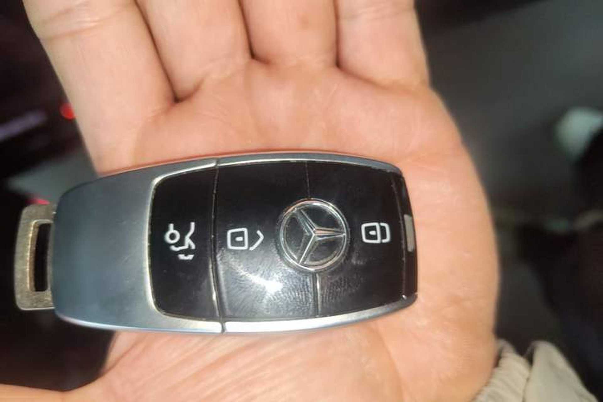 Used Mercedes-Benz E-Class 2017 E 200 L 4MATIC Vehicle Key