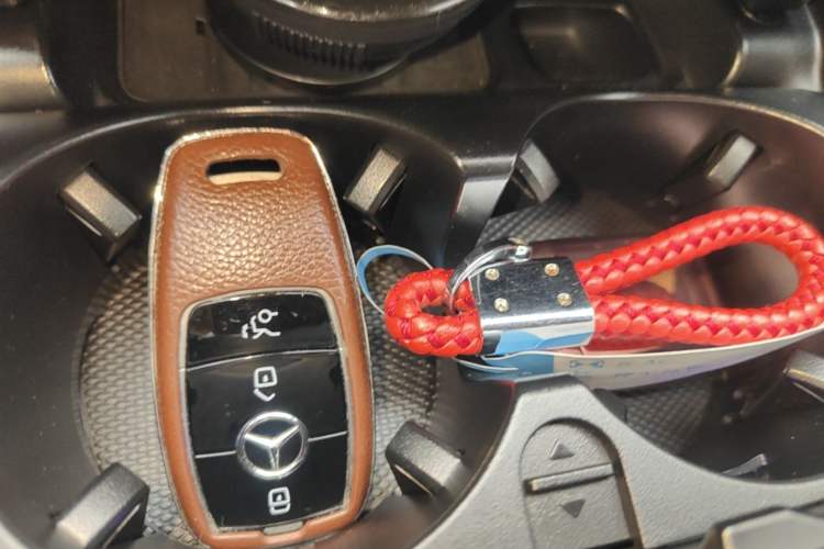 Used Mercedes-Benz E-Class 2017 E 300 L Sport Luxury Edition Vehicle Key