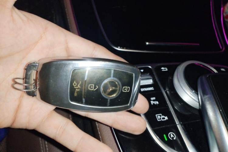 Used Mercedes-Benz E-Class 2017 E 200 L 4MATIC Vehicle Key