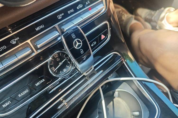 Used Mercedes-Benz E-Class 2017 E 300 L Sporty and Stylish Model Vehicle Key