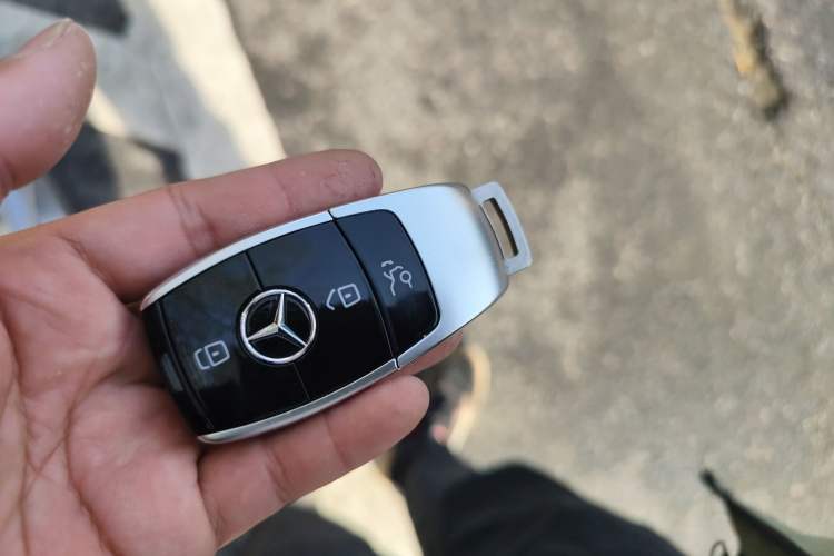 Used Mercedes-Benz E-Class 2017 E 300 L Luxury Model Vehicle Key