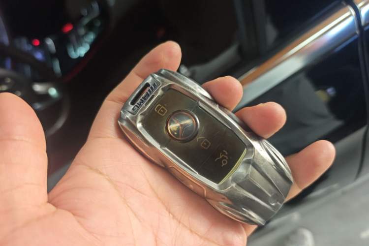 Used Mercedes-Benz E-Class 2017 E 200 L 4MATIC Vehicle Key
