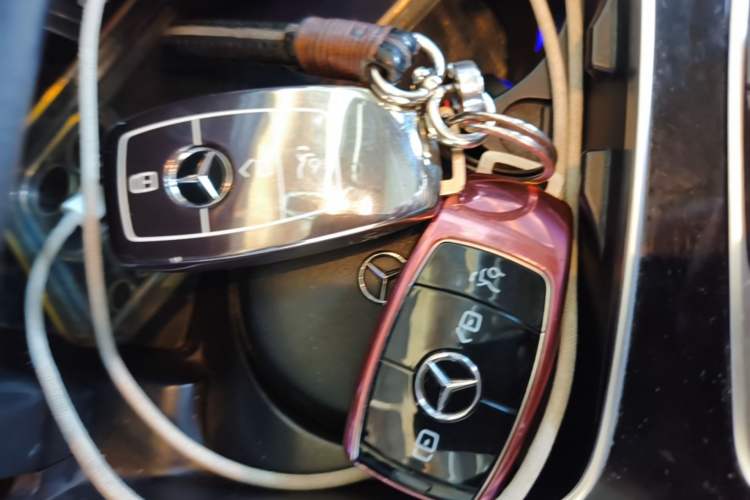 Used Mercedes-Benz E-Class 2017 E 300 L Sport Luxury Edition Vehicle Key