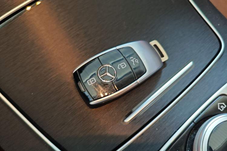 Used Mercedes-Benz E-Class 2017 E 300 L Luxury Model Vehicle Key