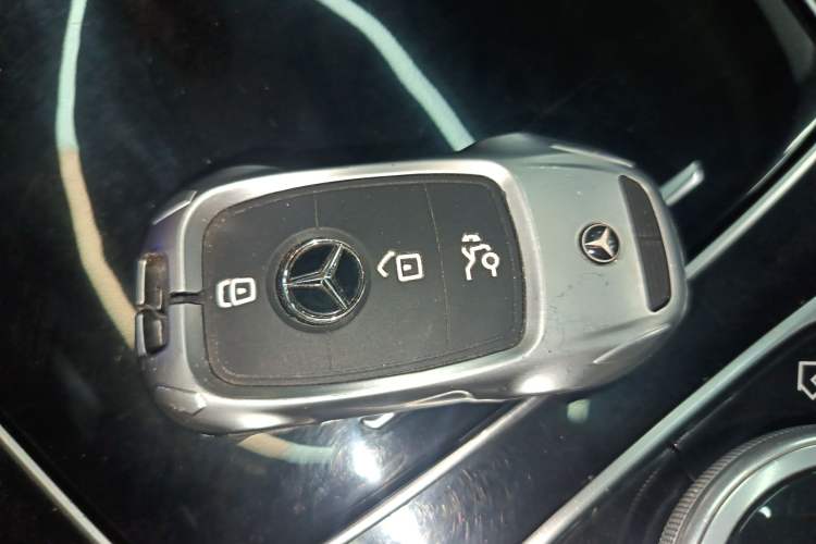 Used Mercedes-Benz E-Class 2017 E 300 L Luxury Model Vehicle Key