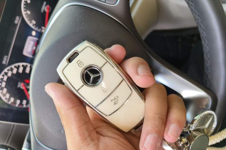 Used Mercedes-Benz E-Class 2017 E 300 L Luxury Model Vehicle Key
