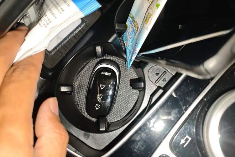 Used Mercedes-Benz E-Class 2017 E 300 L Sport Luxury Edition Vehicle Key