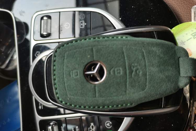 Used Mercedes-Benz E-Class 2017 E 300 L Sport Luxury Edition Vehicle Key