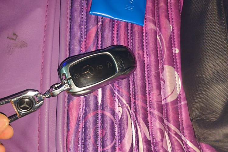 Used Mercedes-Benz E-Class 2017 E 300 L Sporty and Stylish Model Vehicle Key