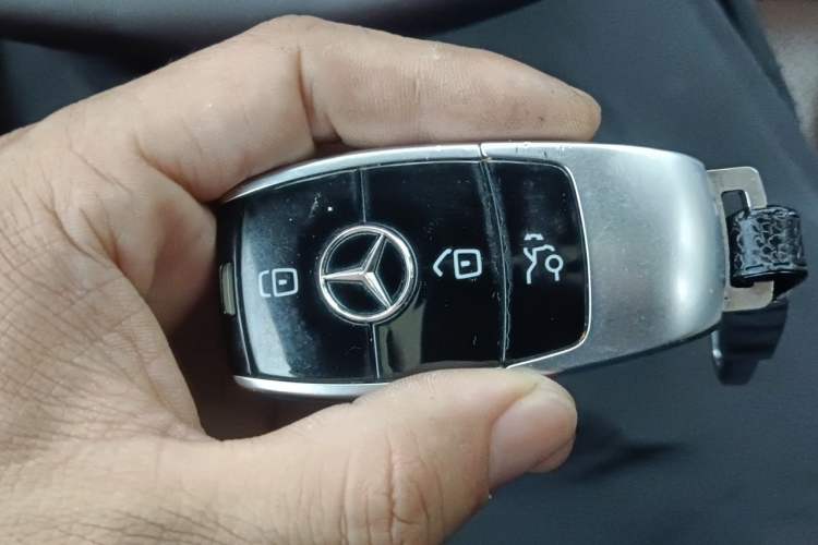 Used Mercedes-Benz E-Class 2017 E 300 L Luxury Model Vehicle Key