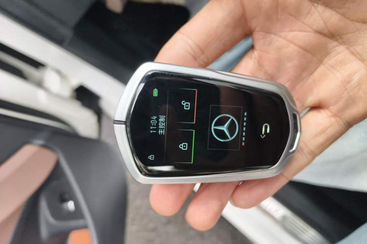Used Mercedes-Benz E-Class 2017 E 300 L Sport Luxury Edition Vehicle Key