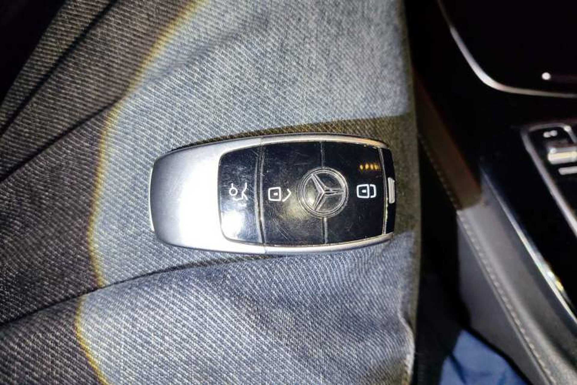 Used Mercedes-Benz E-Class 2017 E 320 L Sport 4MATIC Vehicle Key