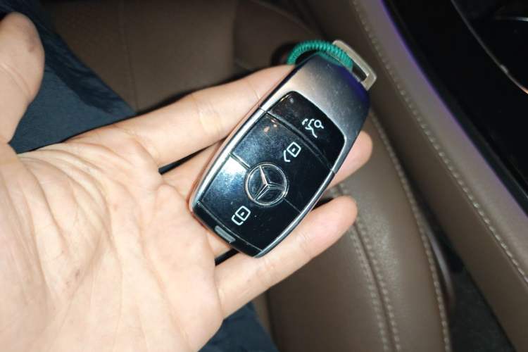 Used Mercedes-Benz E-Class 2017 E 300 L Luxury Model Vehicle Key