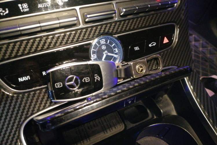 Used Mercedes-Benz E-Class 2017 E 300 L Sporty and Stylish Model Vehicle Key