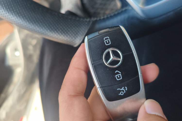 Used Mercedes-Benz E-Class 2017 E 300 L Sporty and Stylish Model Vehicle Key