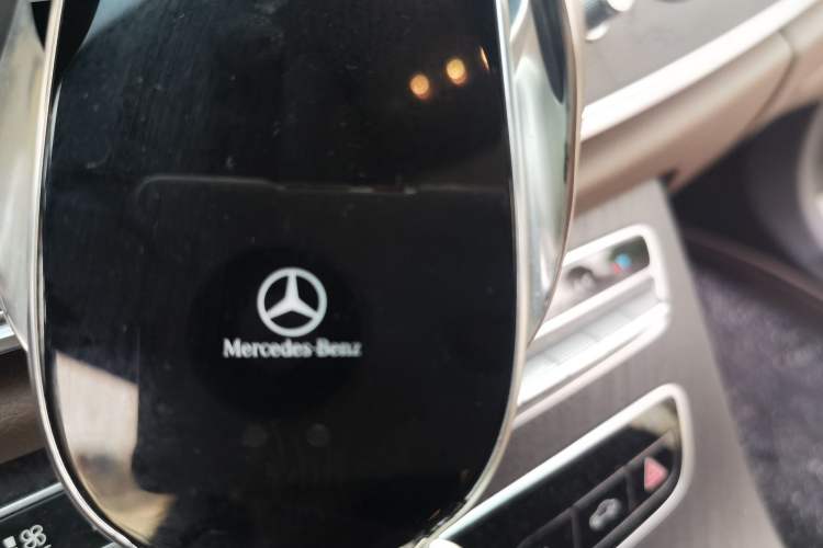 Used Mercedes-Benz E-Class 2017 E 300 L Sport Luxury Edition Vehicle Key