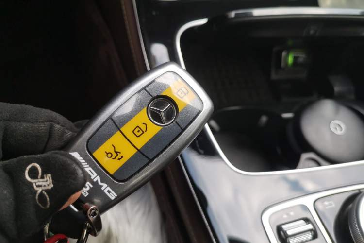 Used Mercedes-Benz E-Class 2017 E 300 L Luxury Model Vehicle Key