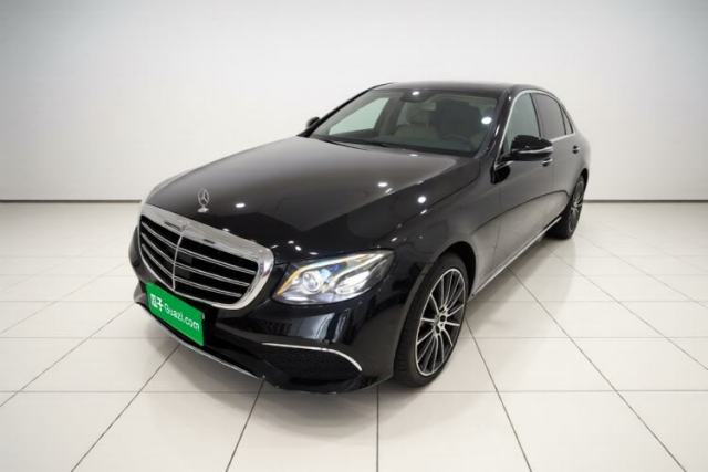 Ojetý Mercedes-Benz E-Class 2017 E 320 L 4MATIC