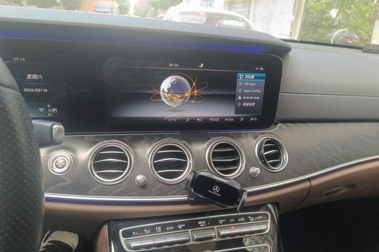 Used Mercedes-Benz E-Class 2017 E 300 L Sport Luxury Edition Audio And AC Panel