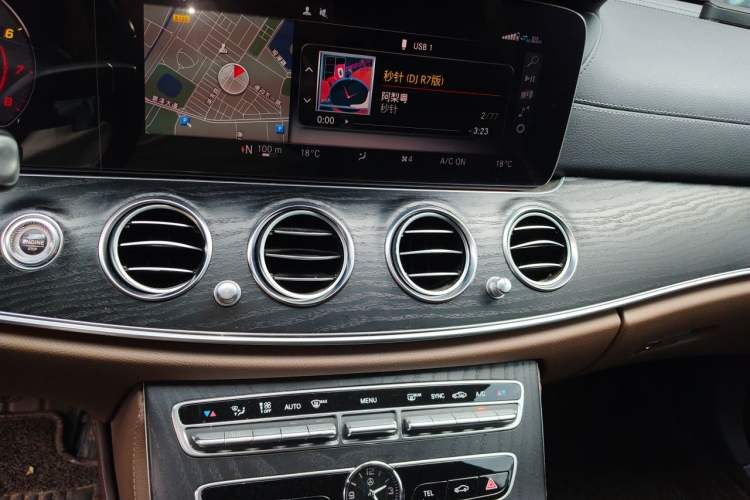 Used Mercedes-Benz E-Class 2017 E 200 Sport Audio And AC Panel