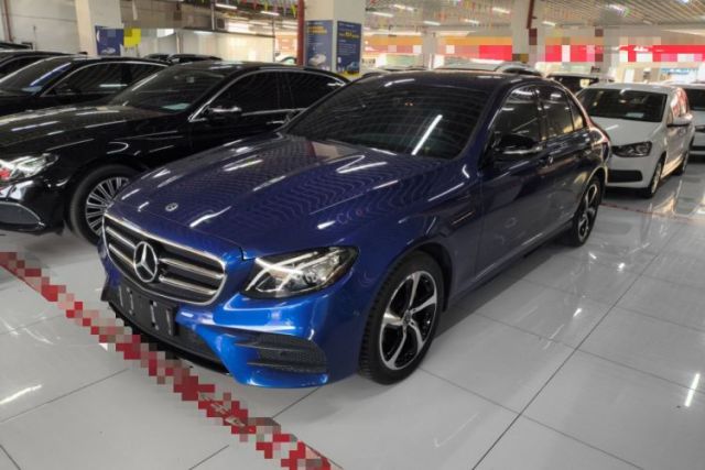 Ojetý Mercedes-Benz E-Class 2017 E 200 Sport