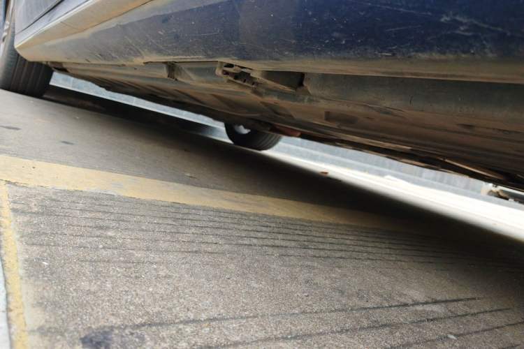 Used Mercedes-Benz E-Class 2017 E 200 Sport Chassis Rear Left