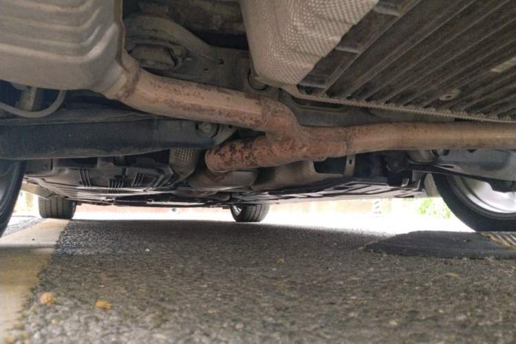 Used Mercedes-Benz E-Class 2017 E 200 4MATIC Coupe Chassis Rear Left