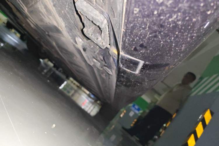 Used Mercedes-Benz E-Class 2017 E 200 4MATIC Coupe Chassis Rear Right