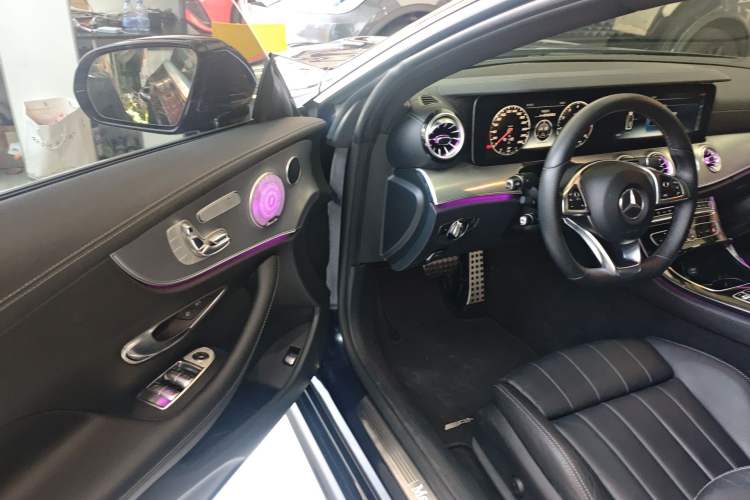 Used Mercedes-Benz E-Class 2017 E 200 Coupe Driver Seat