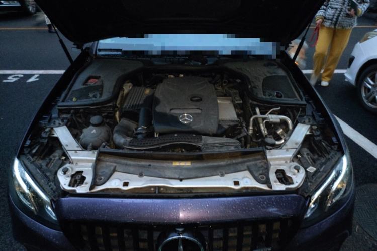 Used Mercedes-Benz E-Class 2017 E 200 Coupe Engine Bay