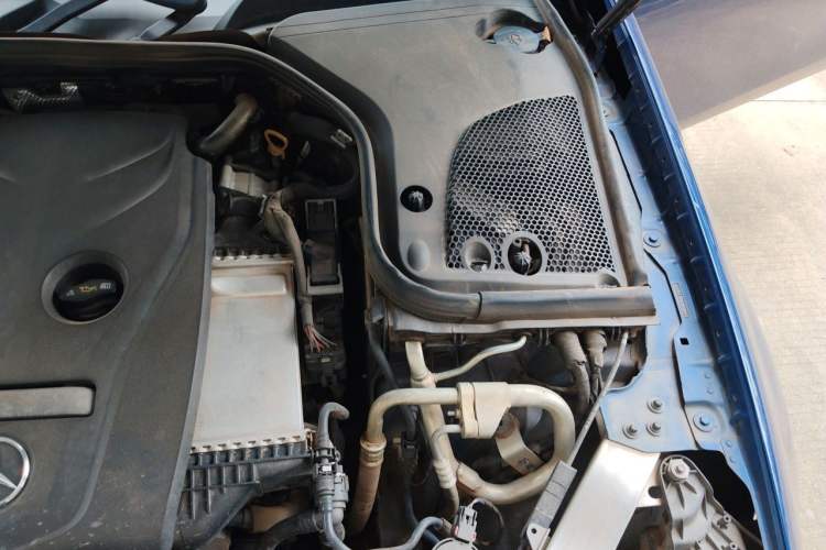 Used Mercedes-Benz E-Class 2017 E 200 Sport Engine Bay Left
