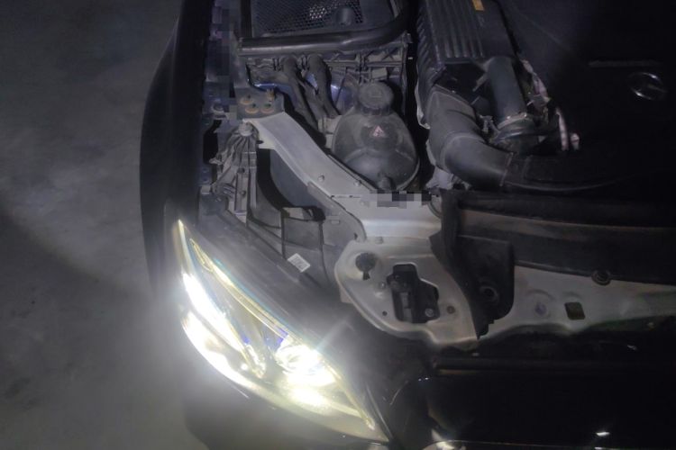 Used Mercedes-Benz E-Class 2017 E 300 L Sport Luxury Edition Engine Bay Right