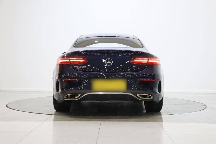 Used Mercedes-Benz E-Class 2017 E 200 Coupe Exterior 3