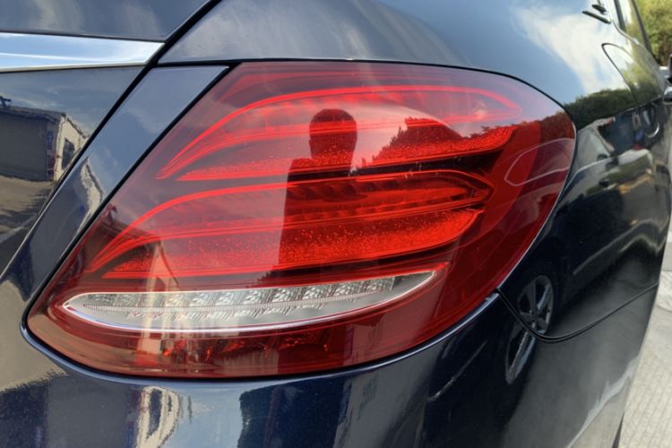 Used Mercedes-Benz E-Class 2017 E 300 L Sport Luxury Edition Exterior 6
