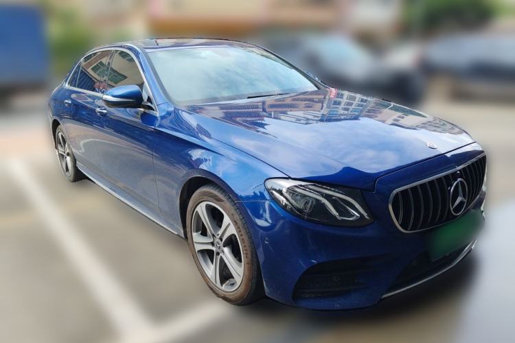 Used Mercedes-Benz E-Class 2017 E 200 Sport Front Right 45 Deg