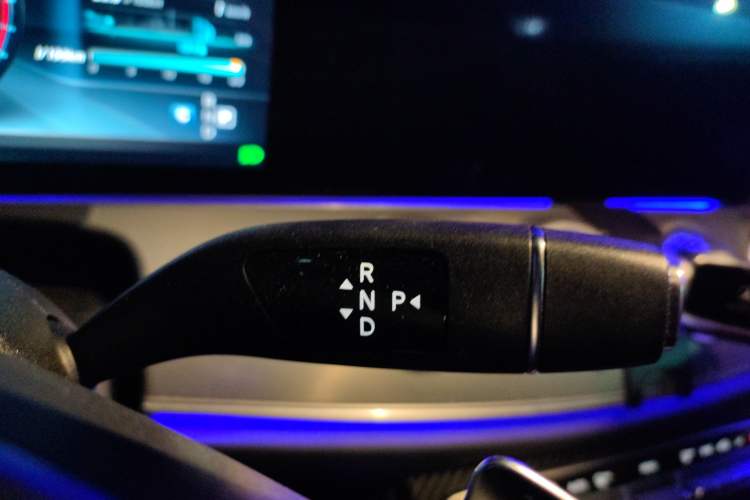 Used Mercedes-Benz E-Class 2017 E 200 Coupe Gear Lever