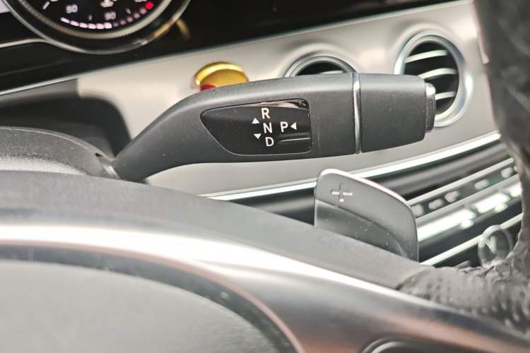 Used Mercedes-Benz E-Class 2017 E 200 Sport Gear Lever