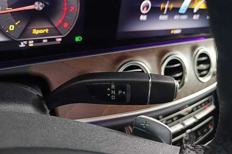 Used Mercedes-Benz E-Class 2017 E 300 L Luxury Model Gear Lever